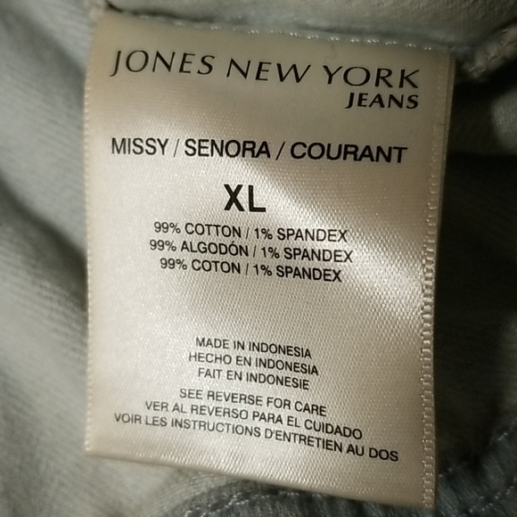 Jones New York Ombre Denim Jacket - Picture 8 of 9